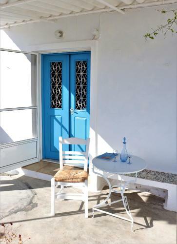 Old Granny's Home In Plakes Milos