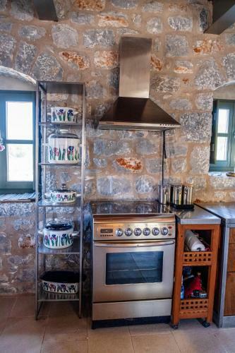 Modern 2bdr Stone Tower, Majestic View In Mani