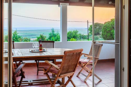 Apartamento Ancient Olympia Secluded Haven, Mangata Home