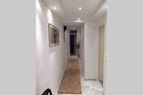 Exotic Apartment 1 Min From Marikes Beach