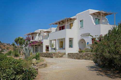 Bed & Breakfast Ailouros Summer Hotel