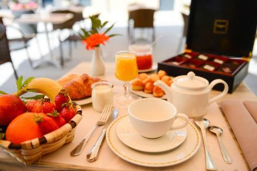 Hotel Logis La Lentillere (Restaurant C�t� Parc)