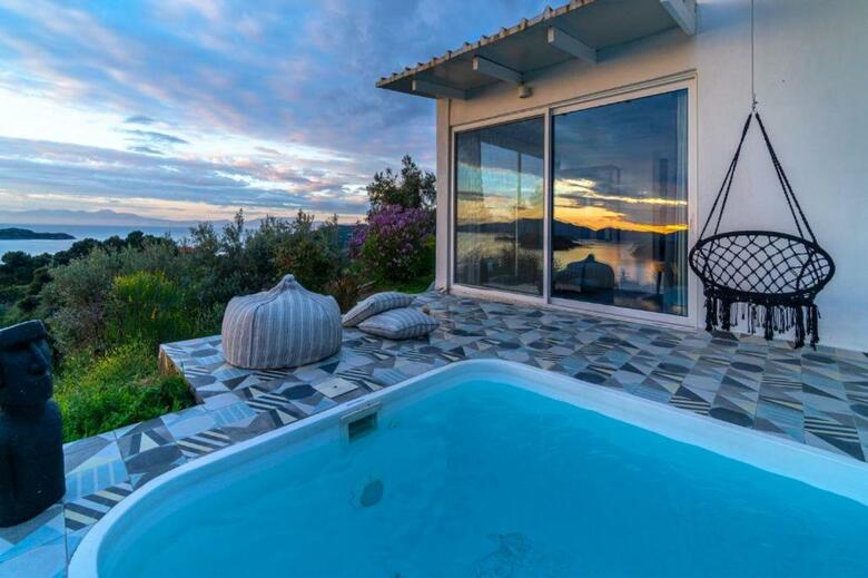 Villa Indigo Boutique Home