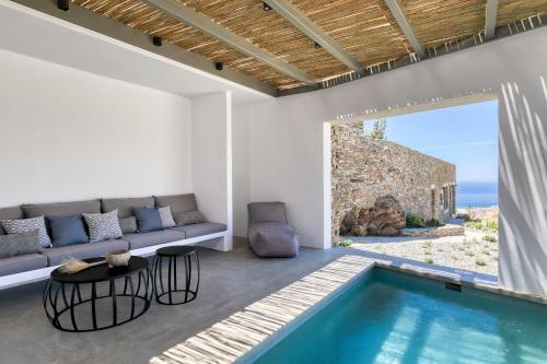 Hotel Tinos Dove Suites