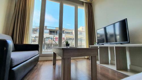 Penthouse Apartments, The Luxury Suites