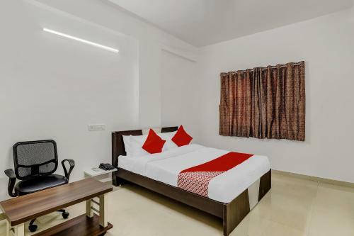 Oyo Collection O 88225 Hotel Knox
