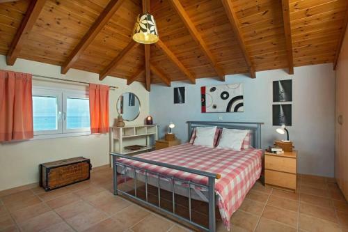 Maistro Beach House