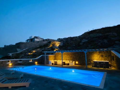 Patron Pool Villa By Mykonos & More