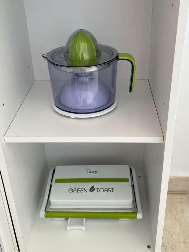 Aqua Panoramic Seaview Apartment