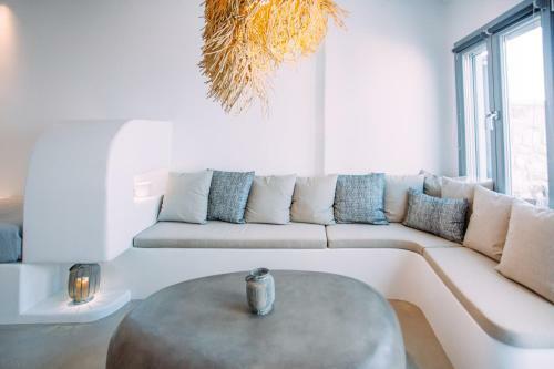 Mykonos Supreme Comfort Suites