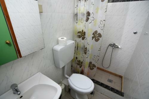 Hotel Kostas Goulopoulos Rooms