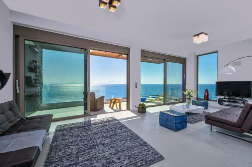 Kyma Villa