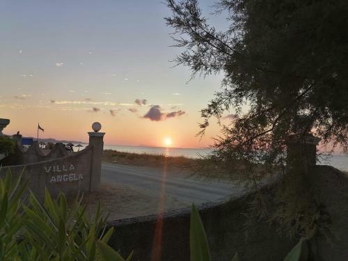 Villa Angela, Seafront Apartments, Almiros Beach