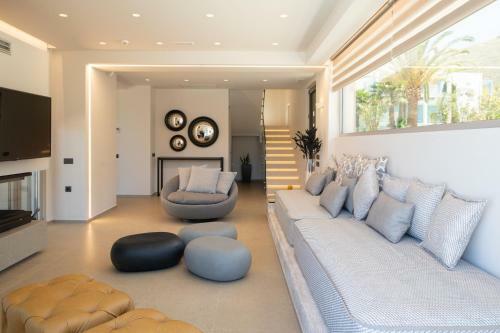 Marion La Lumiere, An Intimate Villa Resort!