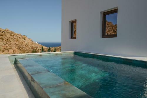 Charisma Hotel And Wellness Suites