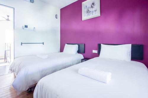 Explore 5br Gardenhouse Retreats (Free Parking)