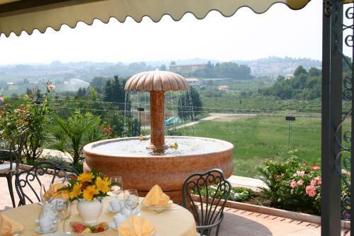 Hotel La Dolce Vita
