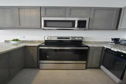 Apartamento Lovely 2br Oceanfront Free Parking