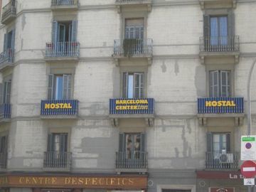 Hostal Center Inn
