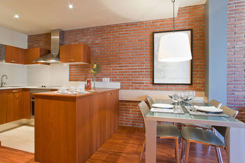 Serennia Apartamentos Arc de Triomf