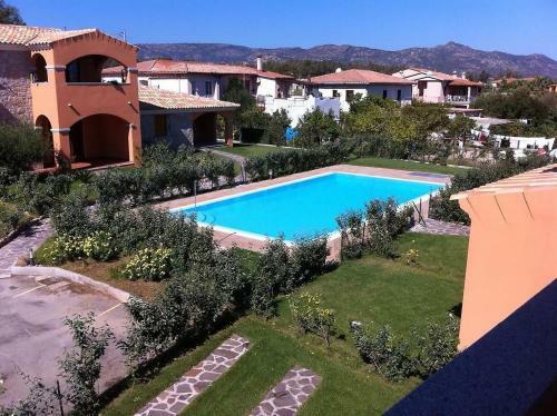 Apartamento Residence Lu Mulinu Con Piscina