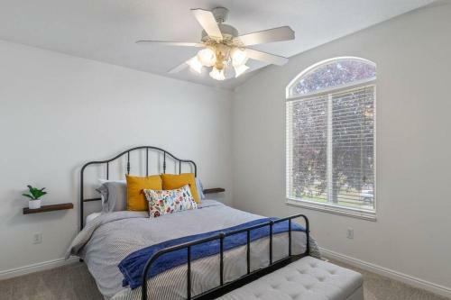 Hubbard Haven - Beautiful Home That Sleeps 30!