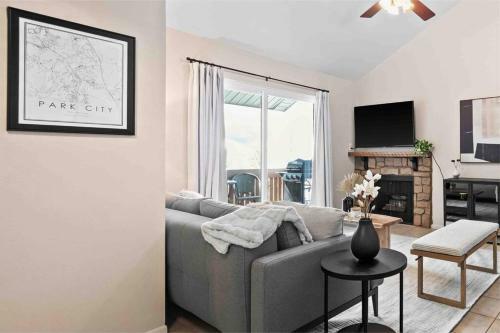 Apartamento Cozy Top Floor Condo With Mountain Views