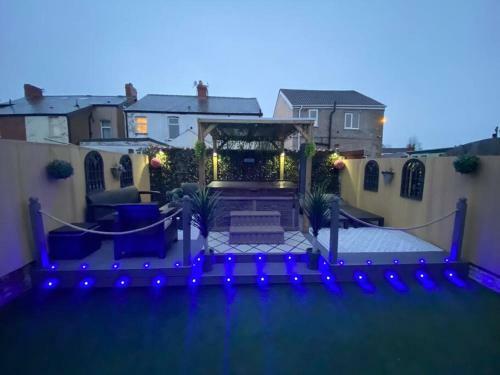 New?the Hottub House Blackpool Pleasure Beach