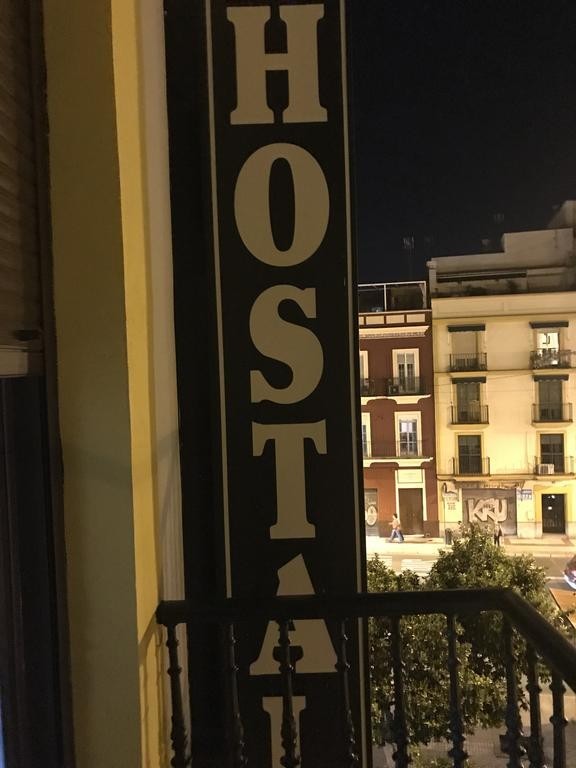 Hostal Puerta Carmona