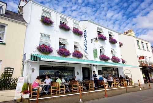 Hostal Bon Viveur Guest House