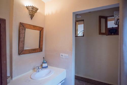 Riad Dar Essoaoude - Fes Nejjarine
