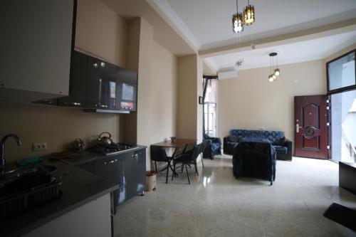 Murmani Apartment 3 Bedrooms N1