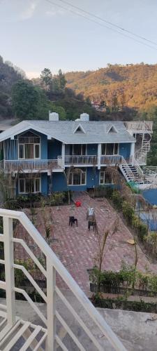 Riverdale-kasauli.swimming Pool,rain Dance,bonfire