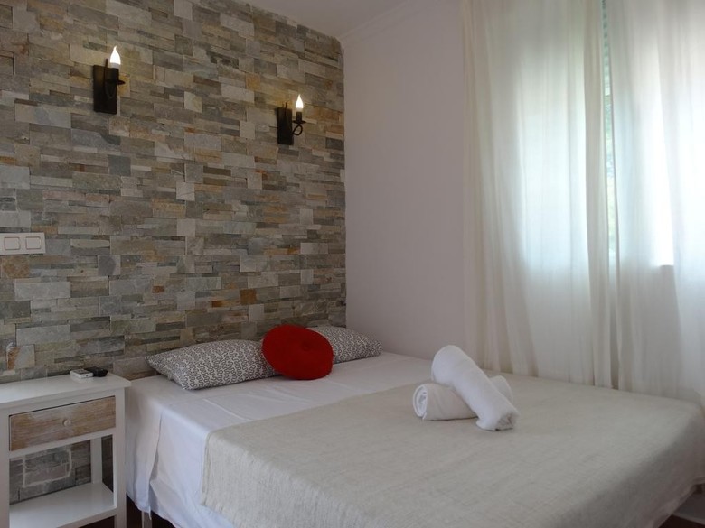 Albergue Hostal Residencial La Paloma