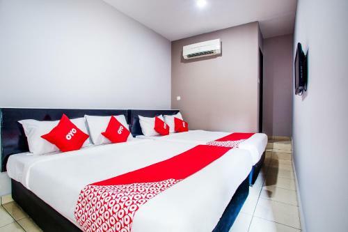 Oyo 44097 Avatarr Hotel