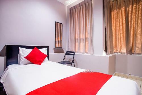 Oyo 44097 Avatarr Hotel