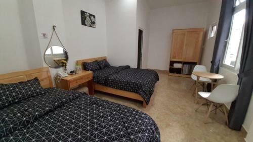 Hotel Kh�ch S?n H?ng Nguy�n