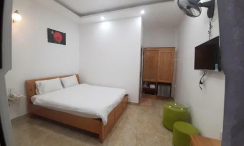 Hotel Kh�ch S?n H?ng Nguy�n
