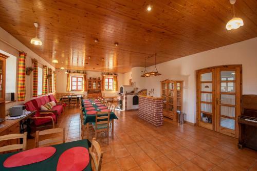 Agroturismo Ubytov�n� U N�s Doma