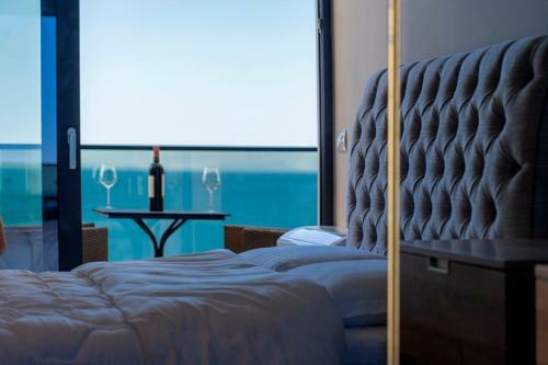 Golden Beach Residence - Deluxe Apartment