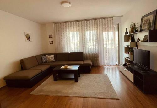 Sunny Apartment