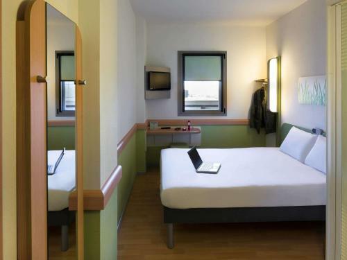 Hostal Ibis Budget Sevilla Aeropuerto