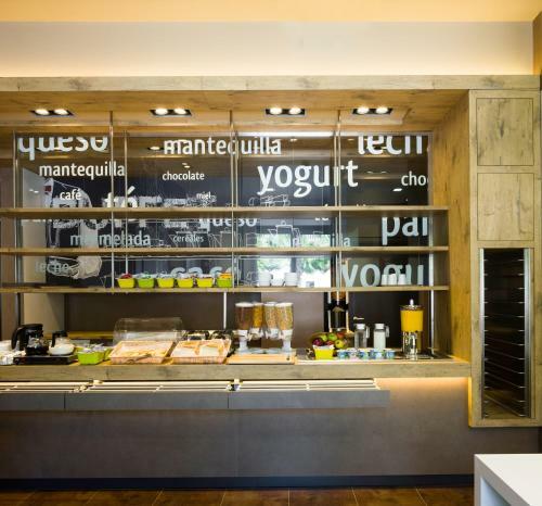 Hostal Ibis Budget Sevilla Aeropuerto