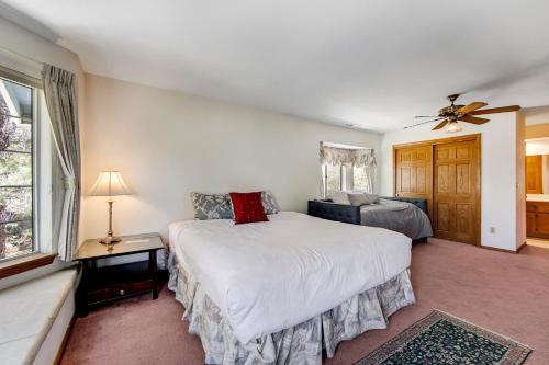 Bear Claw Abode