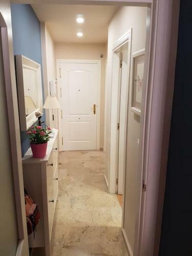Bonito Apartamento de 2 Dormitorios En Almu�ecar