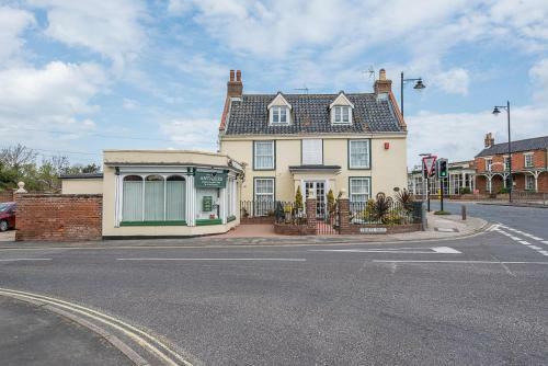 Coachman's Cottage Wrentham Air Manage Suffolk