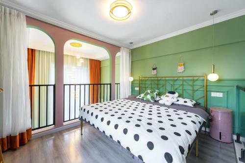 Locals Apartment Inn 00