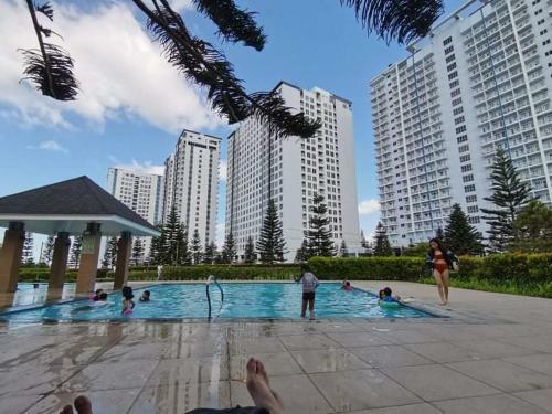 Apartamento Tagaytay Lounge By: Amber's Abode