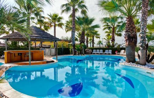 Hotiday Hotel Village