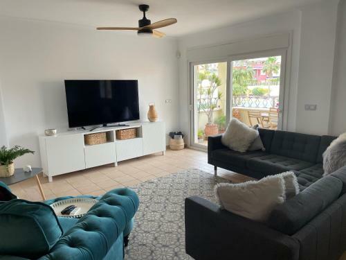 Apartamento Golf 2 Bed Jacuzzi Bath Terraces And Pool Views